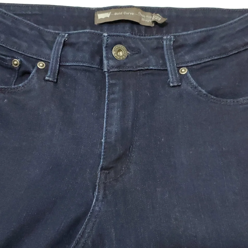 LEVI'S BOLD CURVE CLASSIC RISE STRAIGHT (8/29)